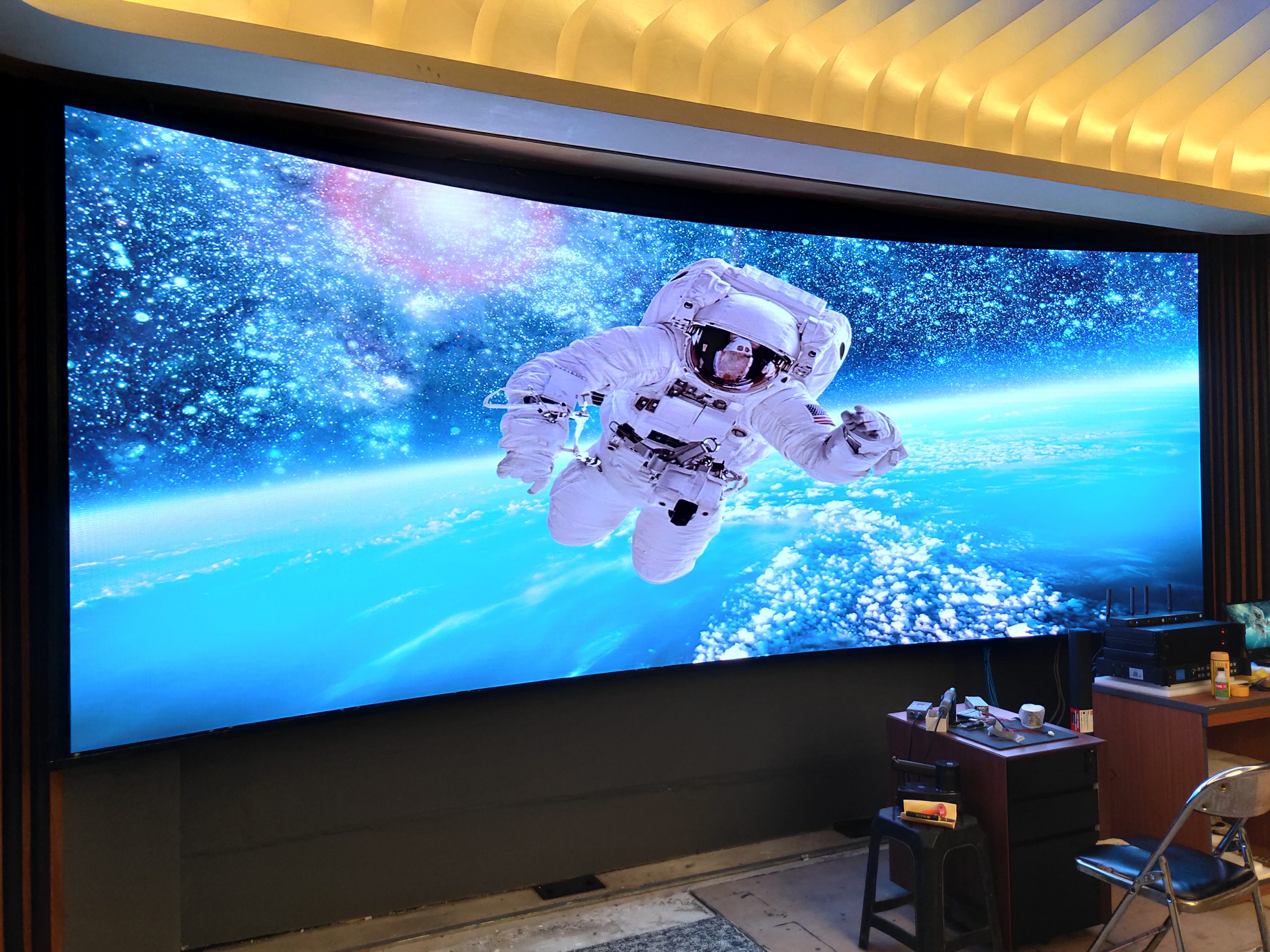 itc P1.25 Tường video LED Fine Pixel được lắp đặt tại tòa nhà SUNDA, Jakarta, Indonesia