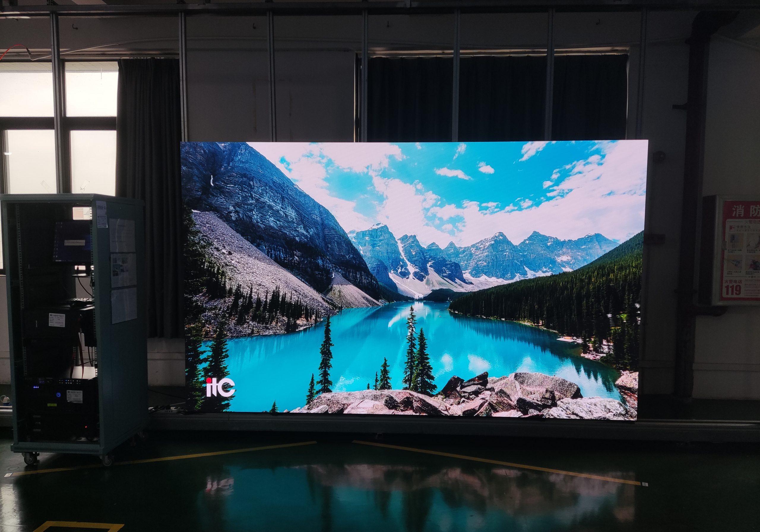 Discover the Benefits of Indoor LED Displays with itc